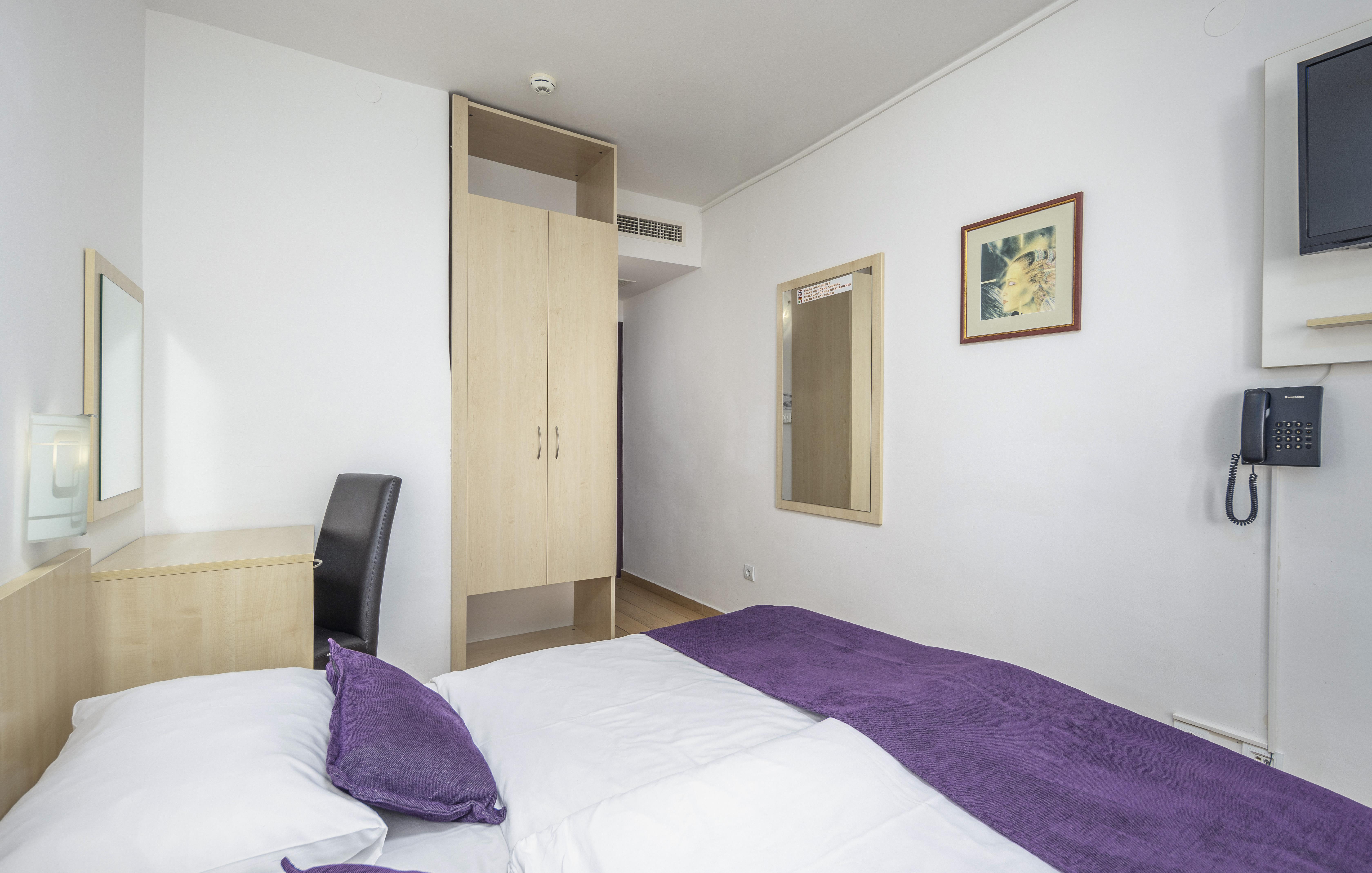 Hotel Slaven เซลเซ ภายนอก รูปภาพ