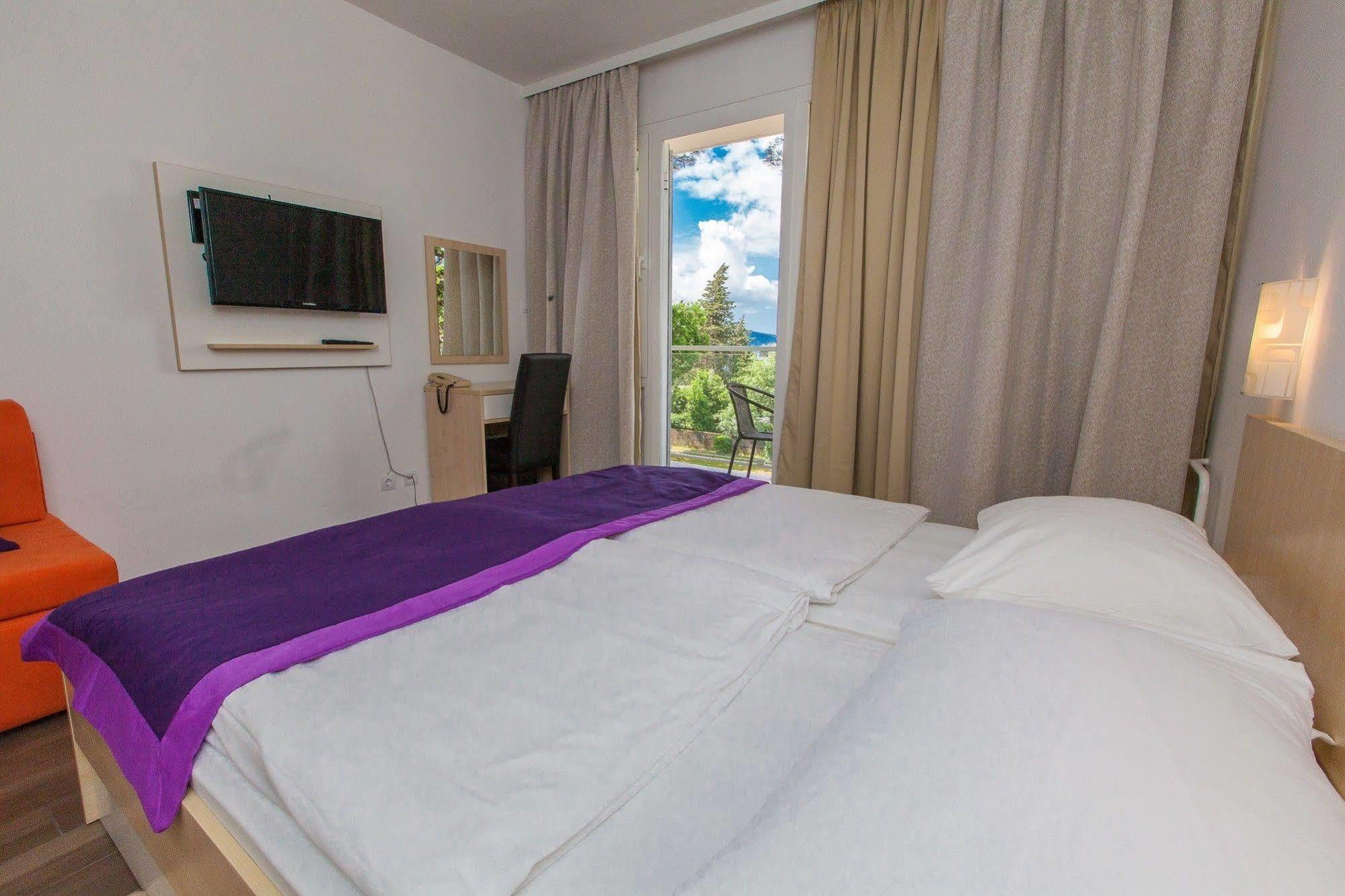 Hotel Slaven เซลเซ ภายนอก รูปภาพ